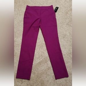 A. Byer juniors berry colored skinny leg dressy pants size 3 new.
